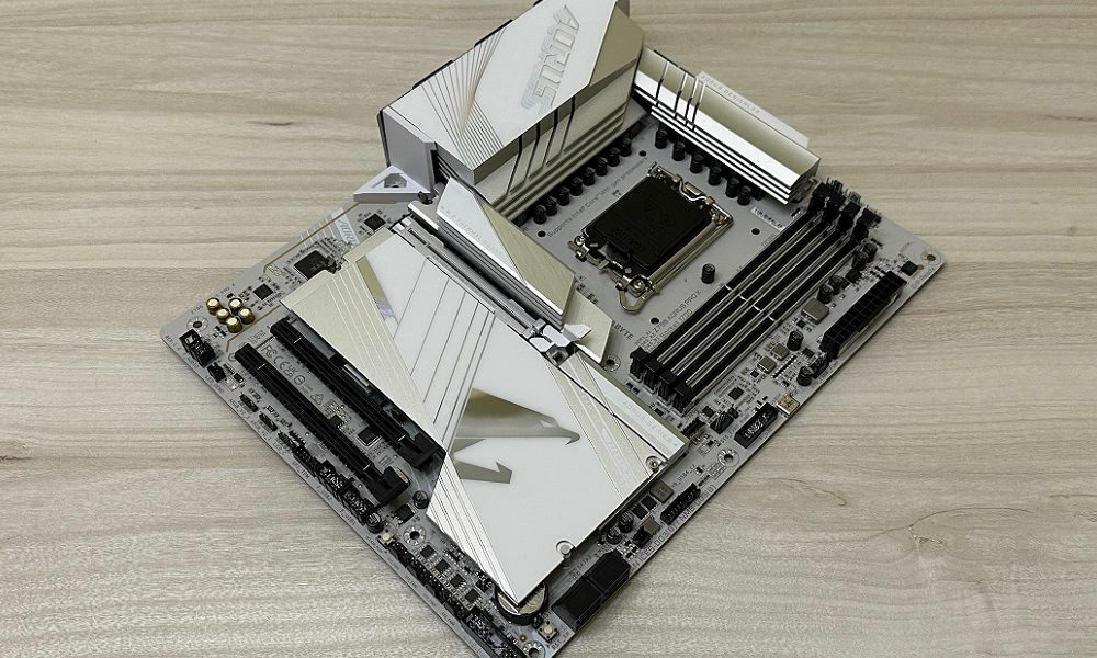 GIGABYTE Z790 AORUS Pro X