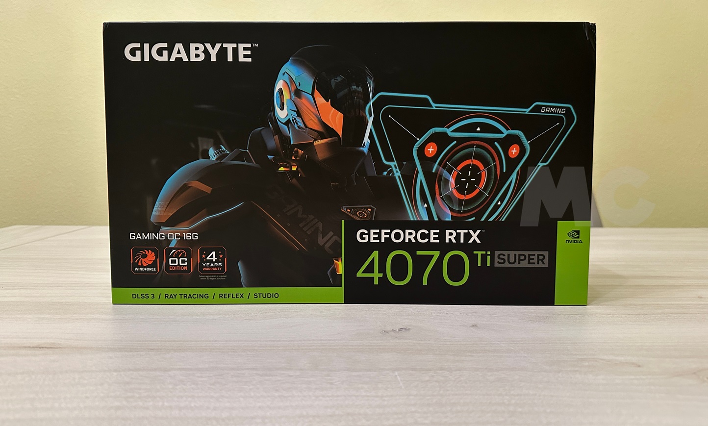 GIGABYTE GeForce RTX 4070 Ti SUPER GAMING OC