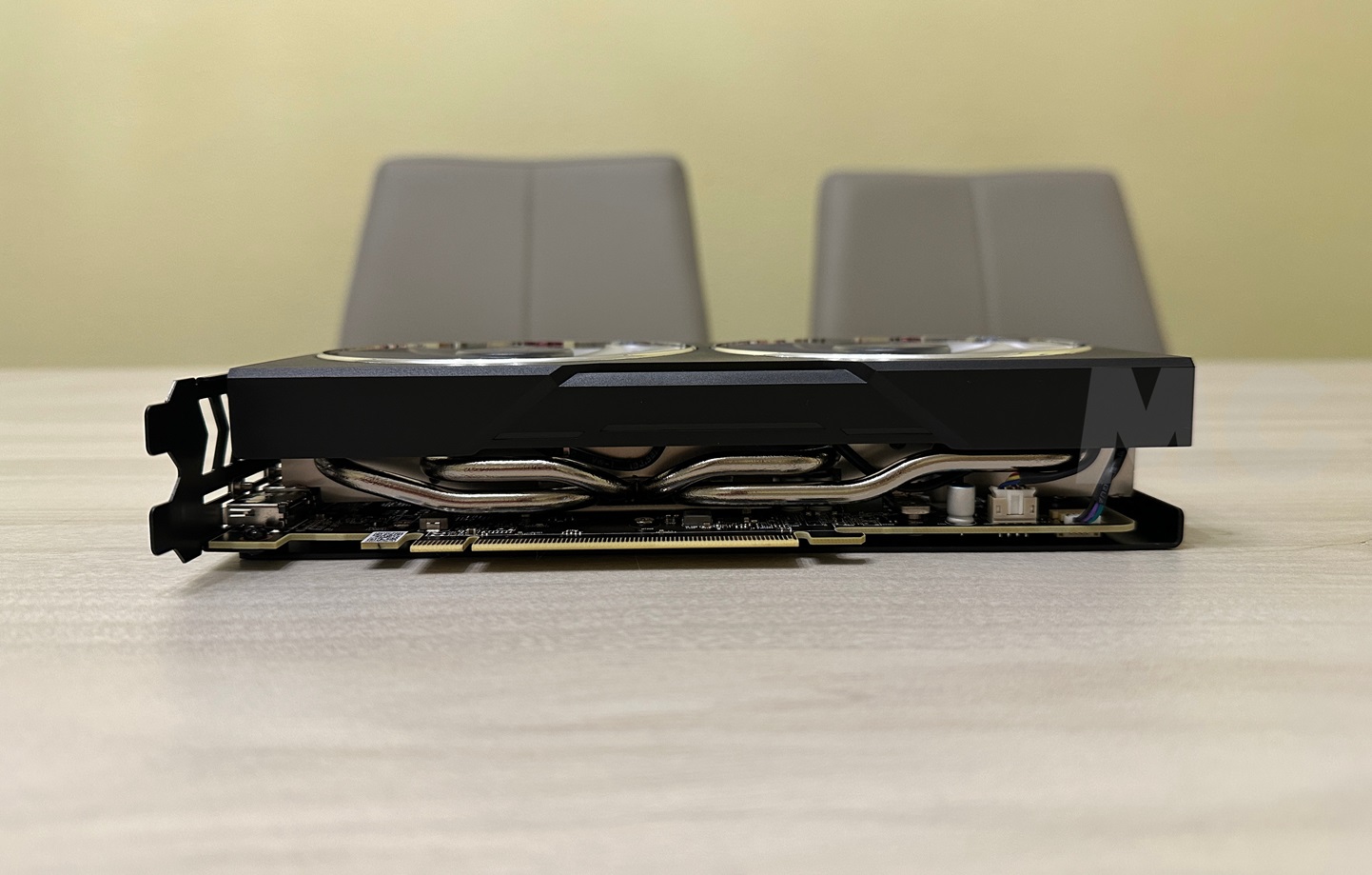 PowerColor AMD Radeon RX 7600 XT Hellhound