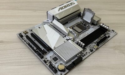 GIGABYTE B650E AORUS ELITE X AX ICE
