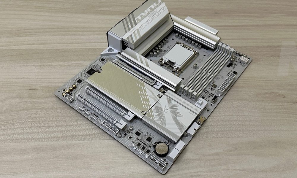 B860 AORUS Elite WIFI 7 ICE