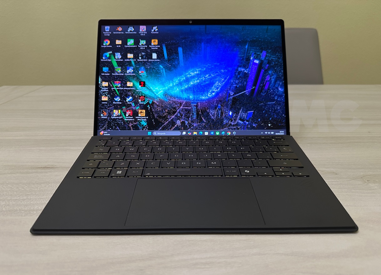 ASUS ROG FLOW Z13 2025