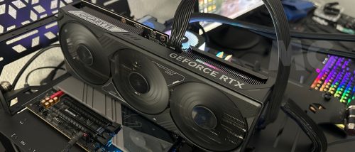 GIGABYTE GeForce RTX 5080 GAMING OC SFF