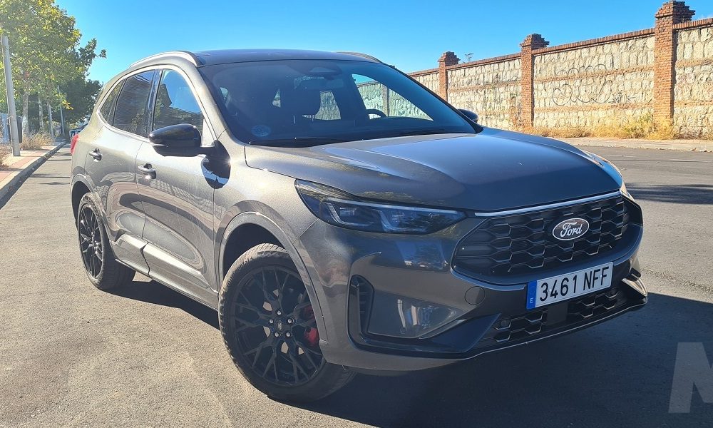 Ford Kuga PHEV 2025, puentes