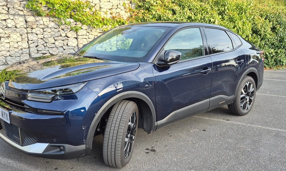 Citröen C4 X, tierra