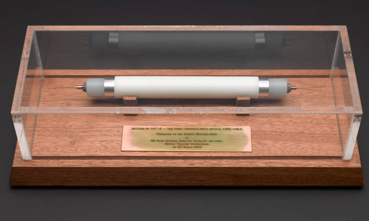 Adiós al cable submarino que cambió Internet