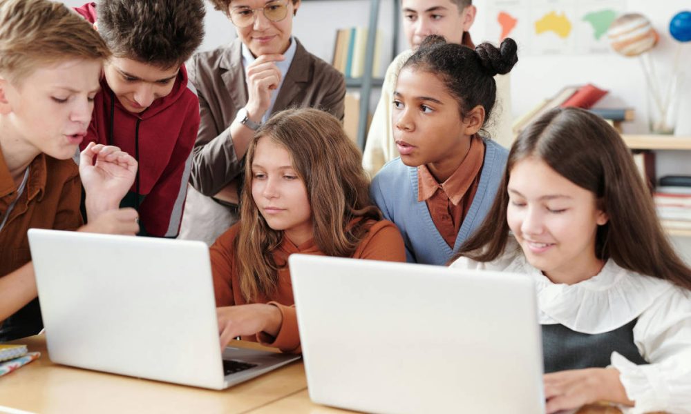 La identificación de edad podría llegar al sistema operativo