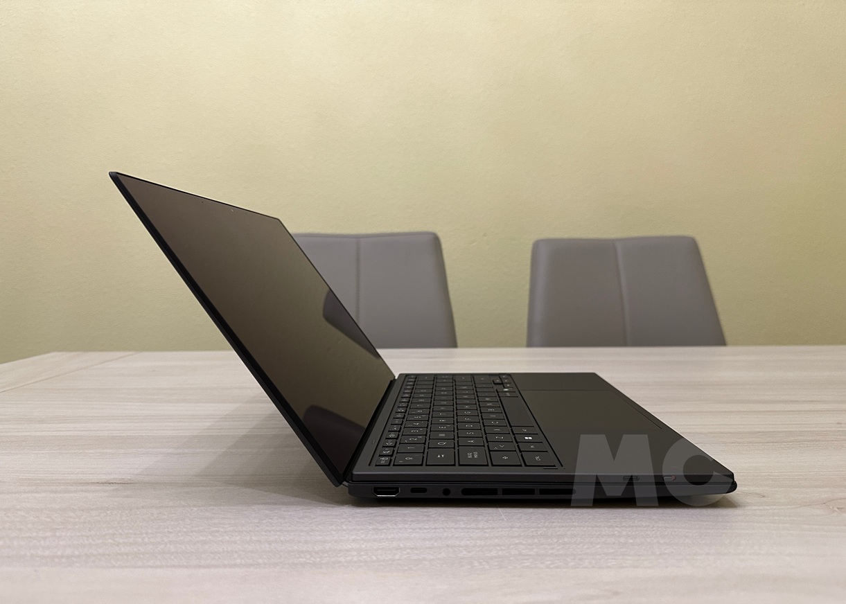ASUS Zenbook DUO 2026