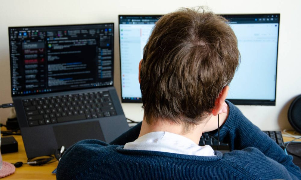 La IA entra en una nueva fase: aprender a usarla en el trabajo real