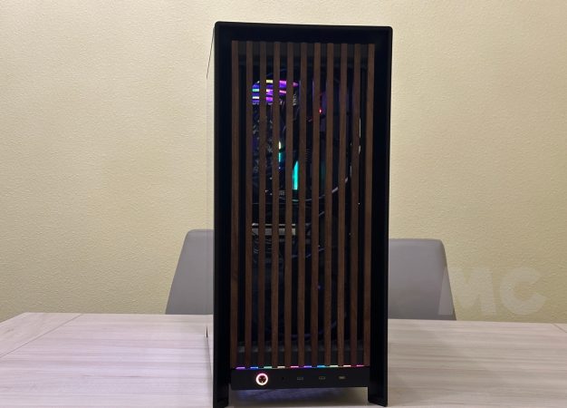 Corsair Frame 5000D WOOD RS