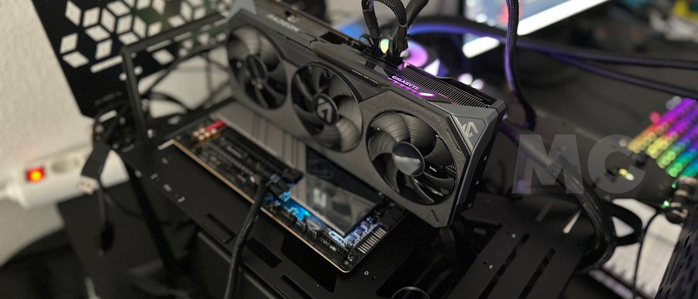 GIGABYTE Radeon RX 9070 GRE Gaming OC
