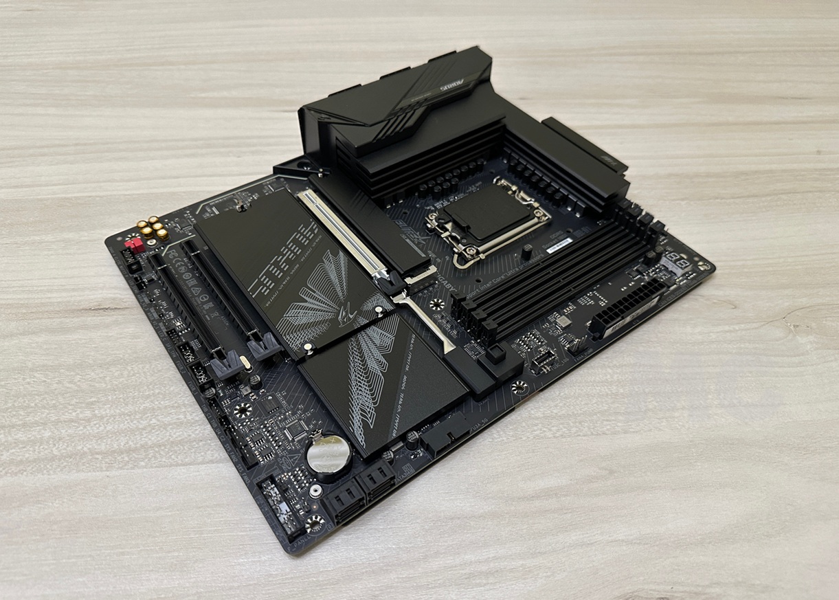 Z890 AORUS ELITE WIFI 7 PLUS