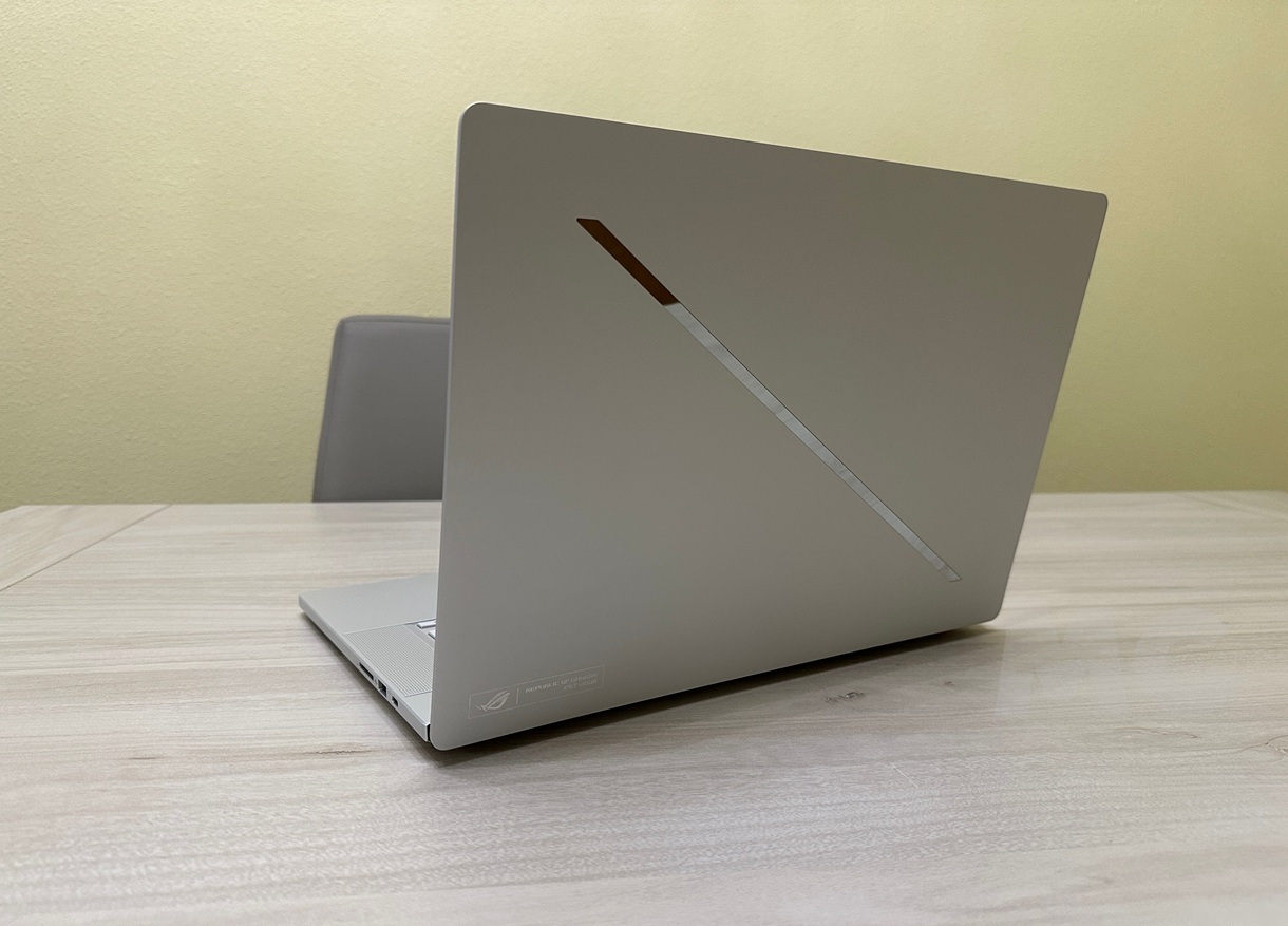ASUS ROG Zephyrus G16 2026