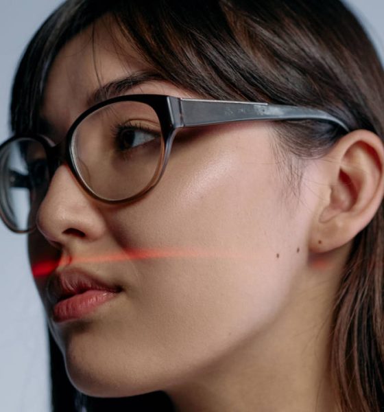 Apple AI glasses: menos Vision Pro, más IA, 2027