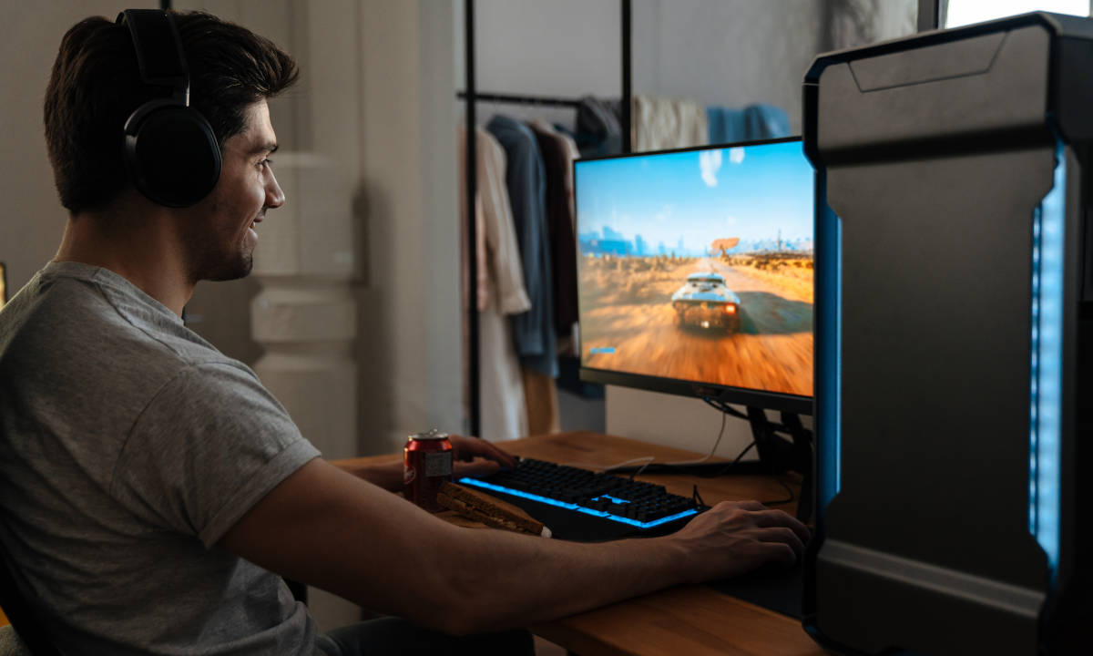 Jugar para desconectar: así es el gamer español