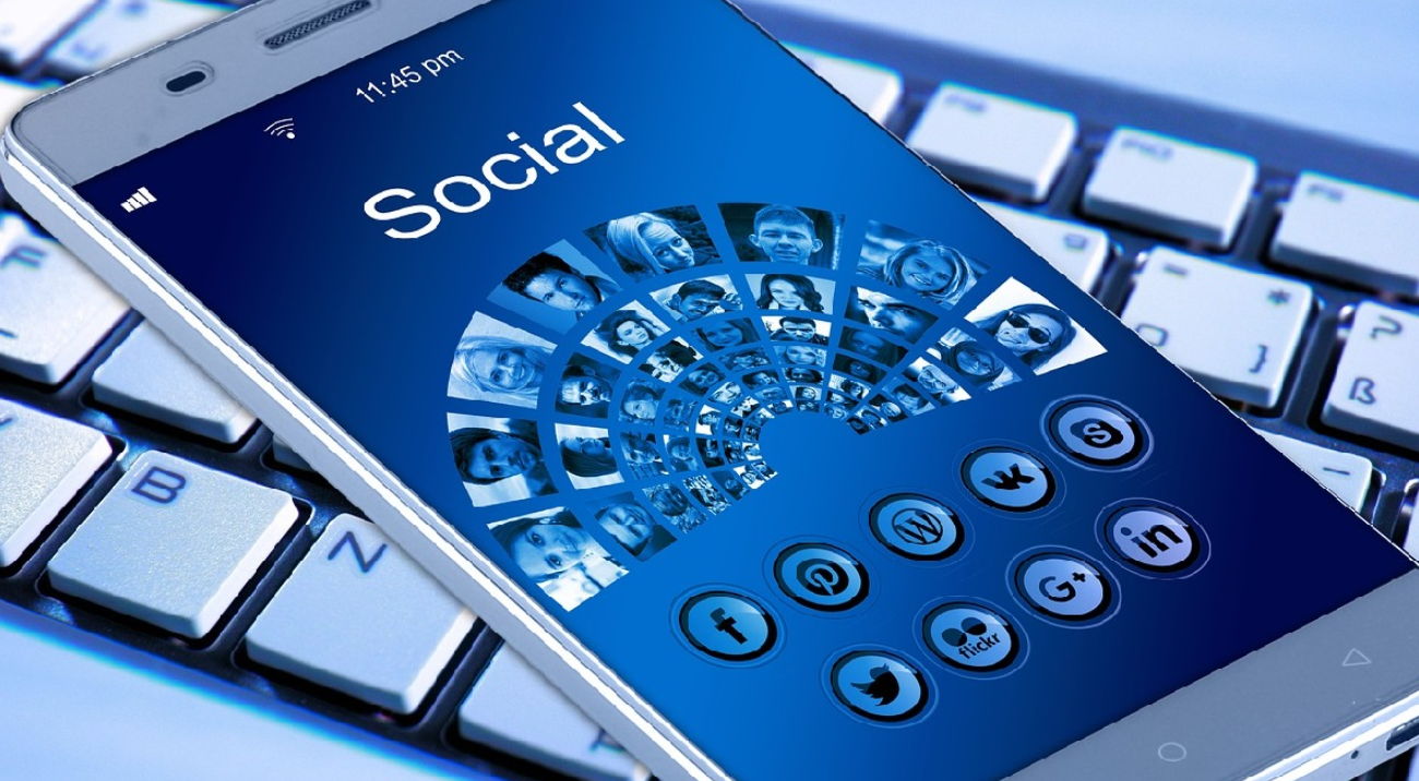 acceso a redes sociales