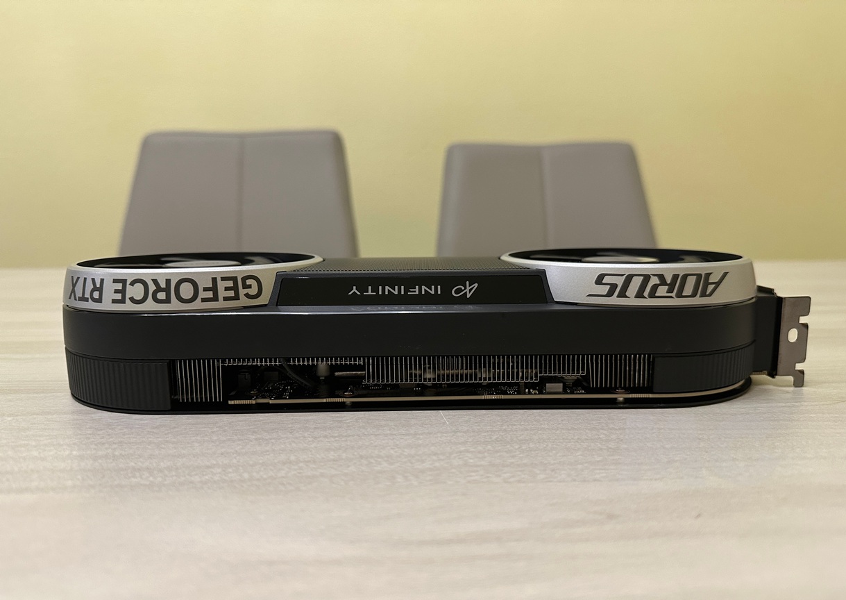 AORUS GeForce RTX 5070 INFINITY 12G