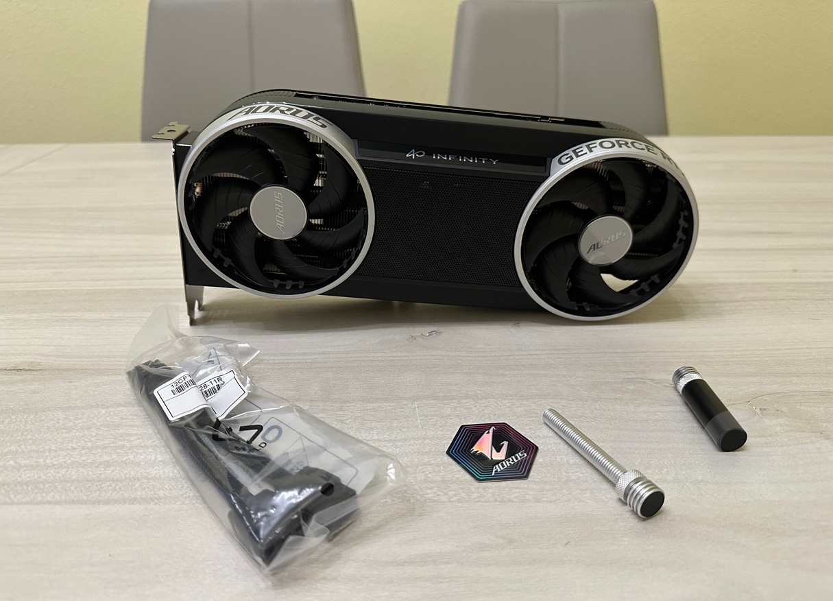 AORUS GeForce RTX 5070 INFINITY 12G