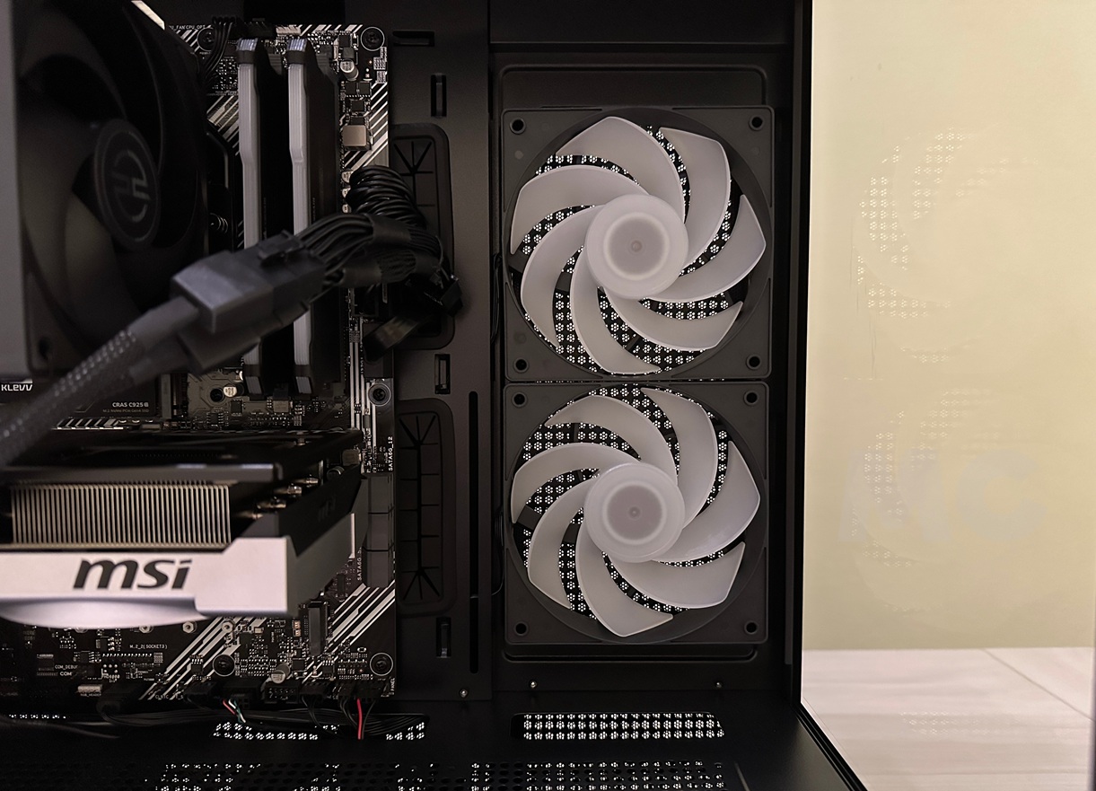 PCSPECIALIST Apex Ultra
