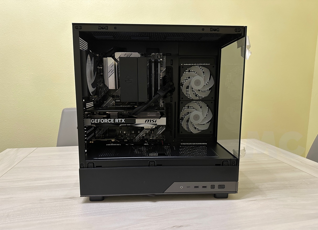 PCSPECIALIST Apex Ultra