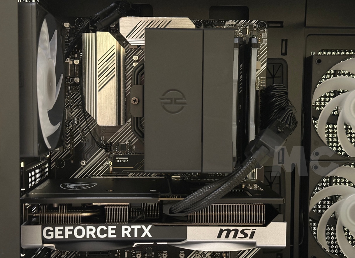 PCSPECIALIST Apex Ultra