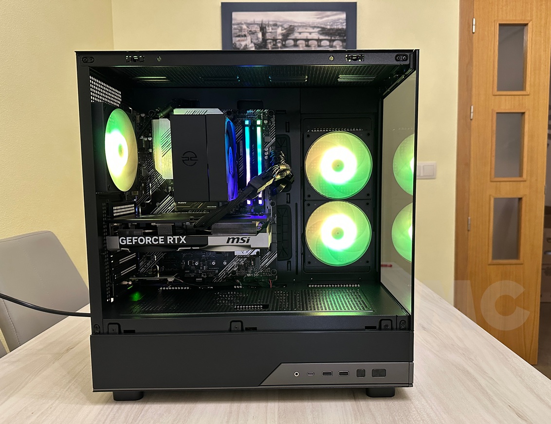 PCSPECIALIST Apex Ultra